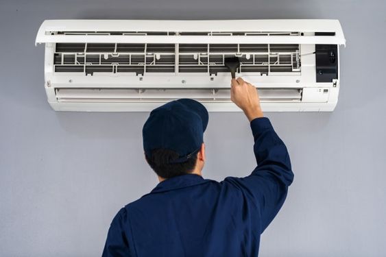 Chemical Overhaul Fan Coil Units & Condenser (Wall Mounted/ Ceiling Cassette) - Commercestar Engineering